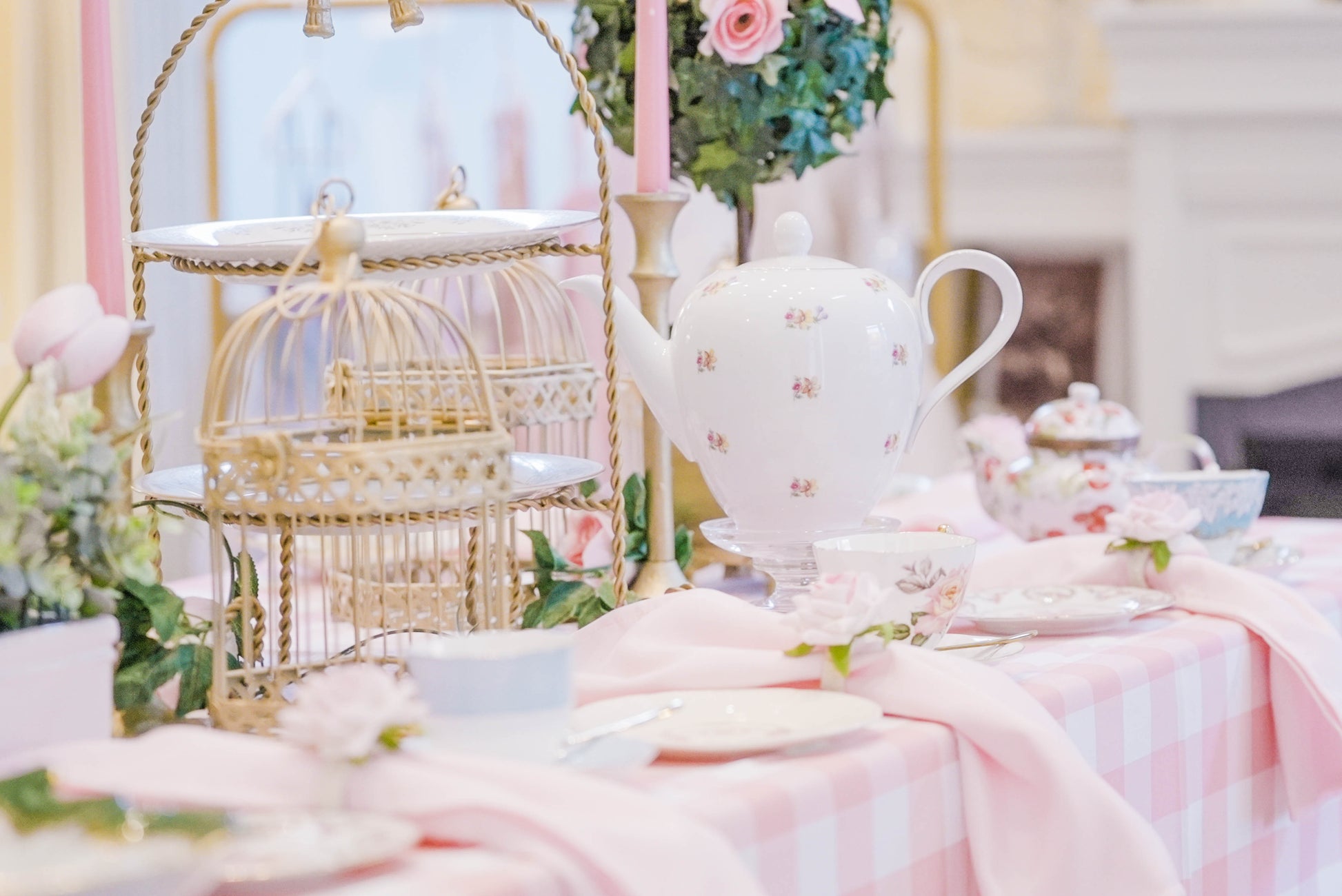 gold birdcage prop decor